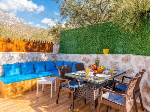  gece  -  Kasım
  | Kalkan Ulugöl'de Isıtmalı Kapalı Havuzlu Romantik Villa Tatili